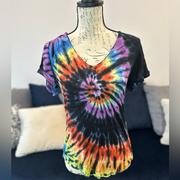 Tops - Tiedye Tee